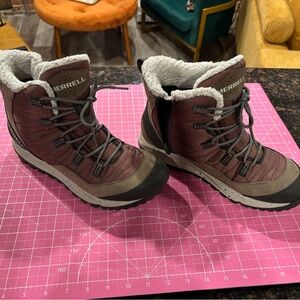 Merrell Tan and Black Winter Footwear